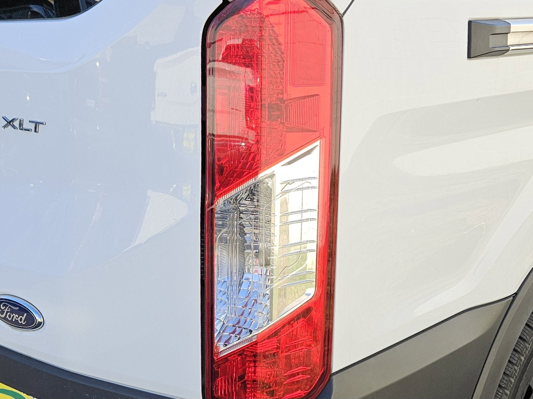 2022 Ford Transit Passenger Wagon XLT