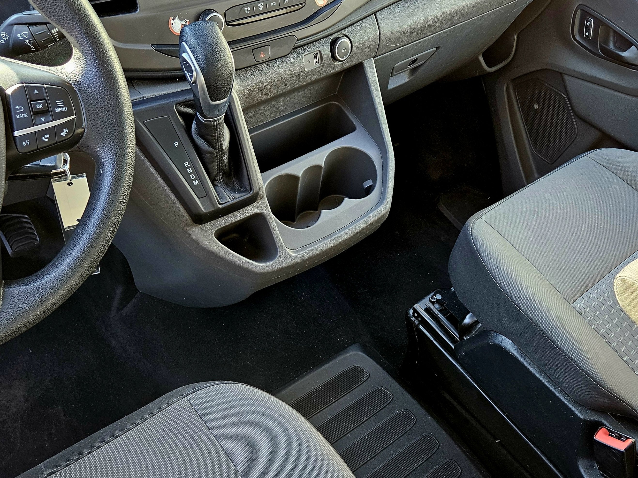 2022 Ford Transit Passenger Wagon XLT