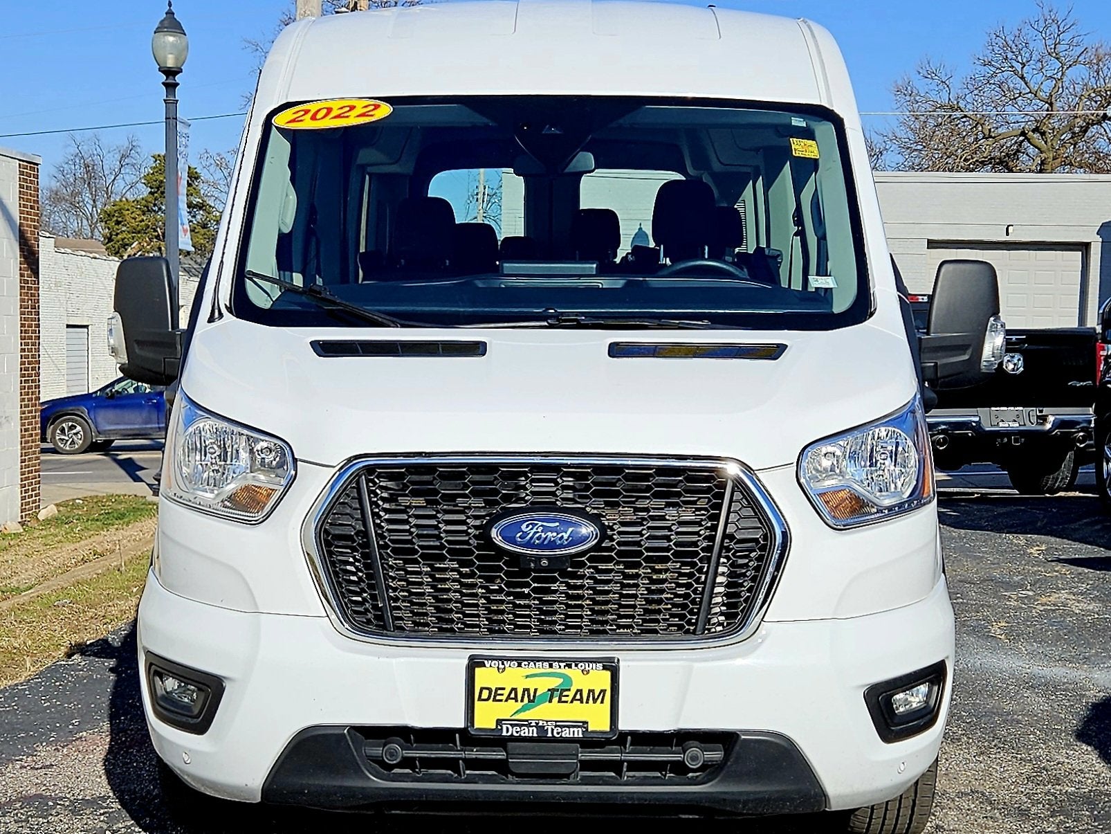2022 Ford Transit Passenger Wagon XLT