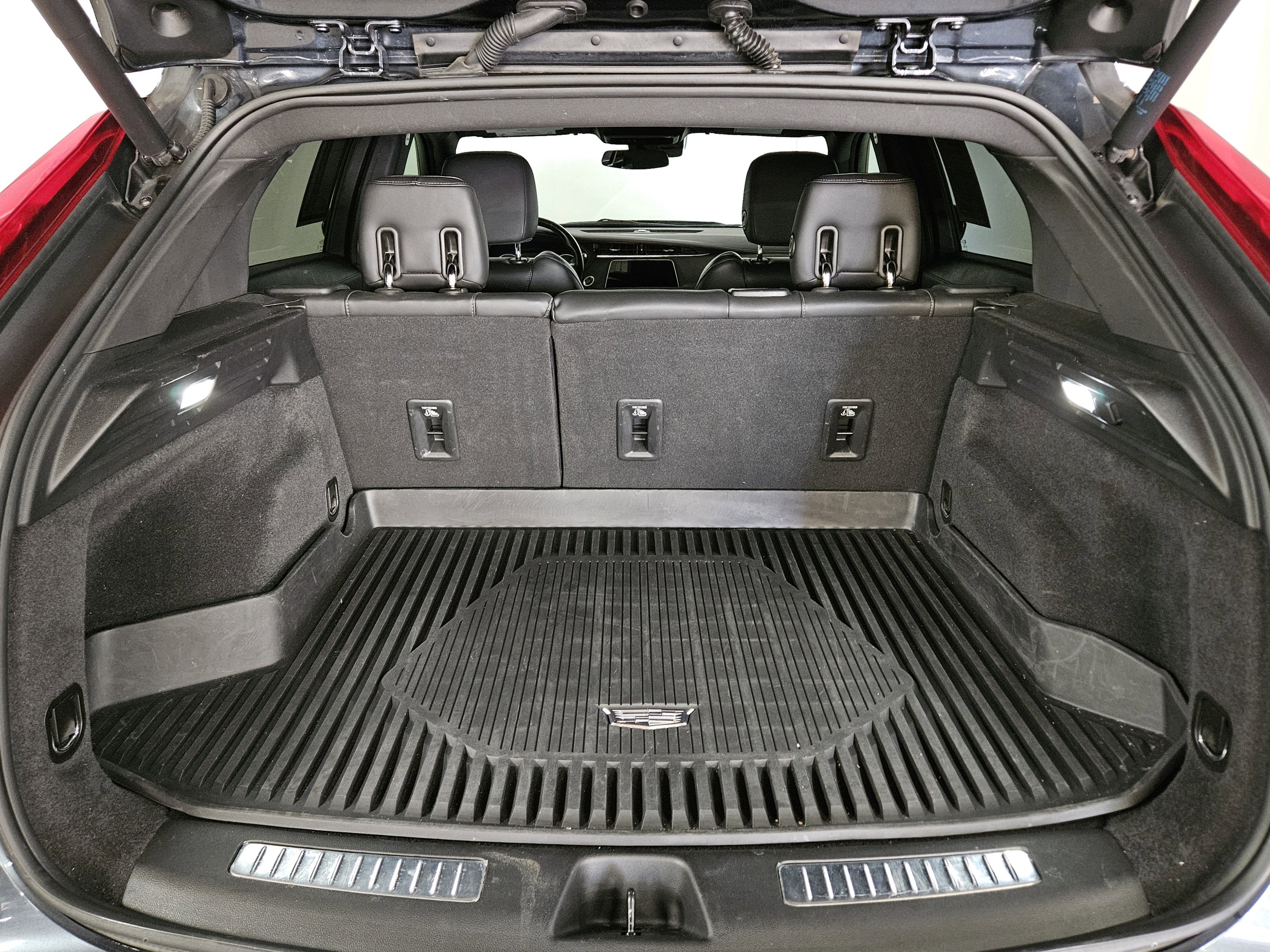 2021 Cadillac XT4 FWD Premium Luxury