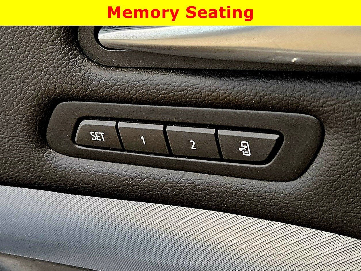 2021 Cadillac XT4 FWD Premium Luxury