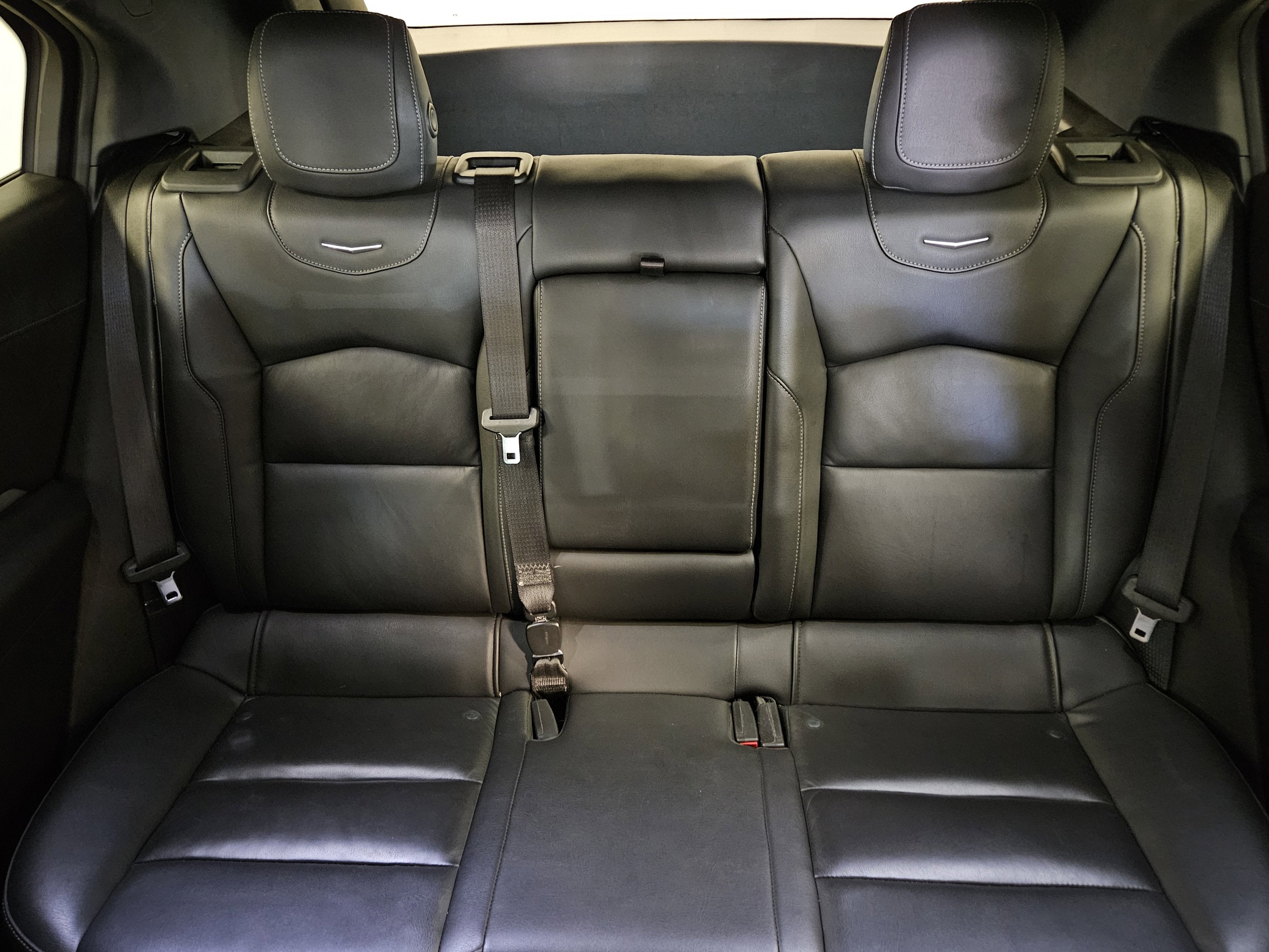 2021 Cadillac XT4 FWD Premium Luxury