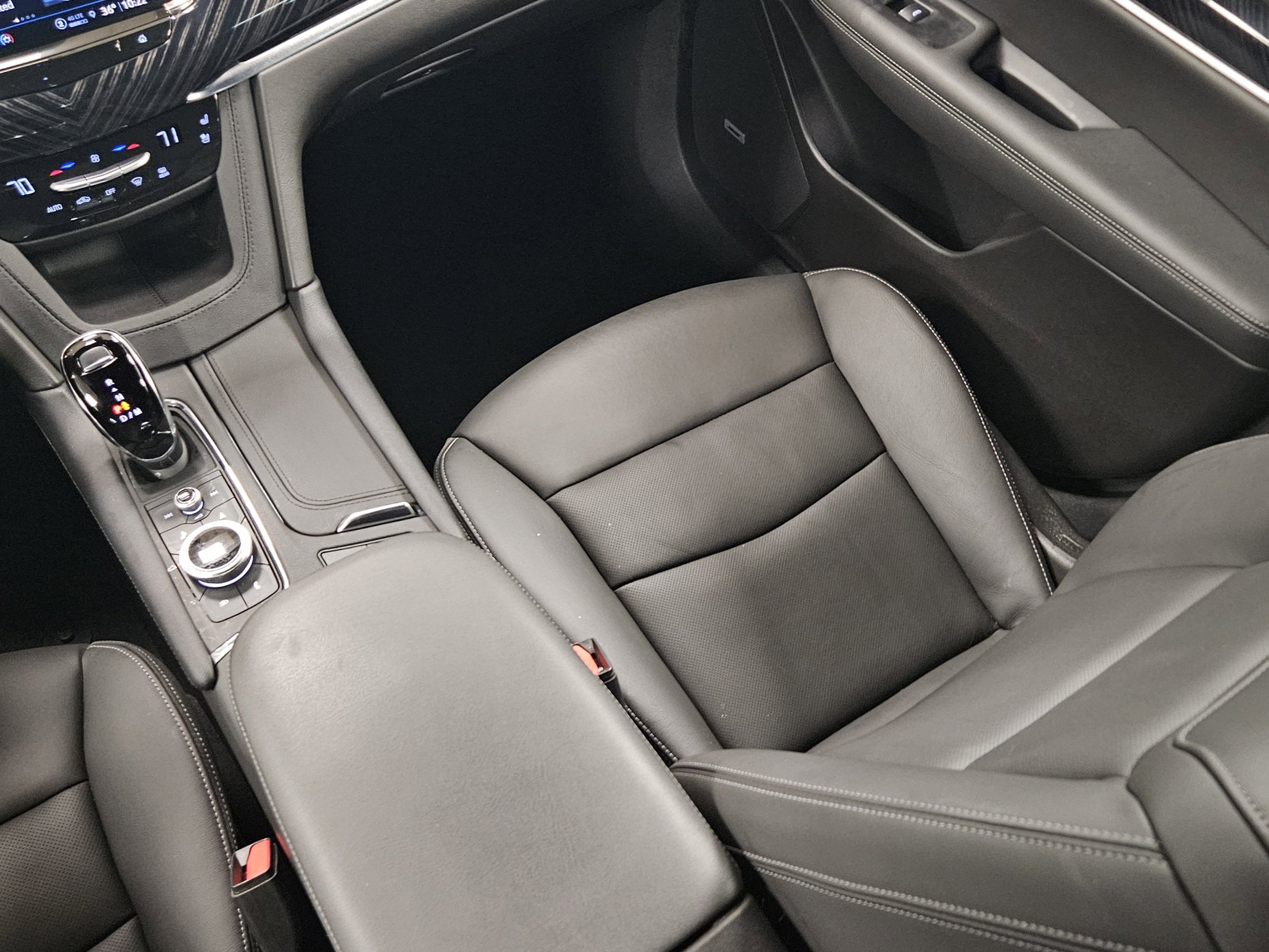 2024 Cadillac XT6 AWD Premium Luxury