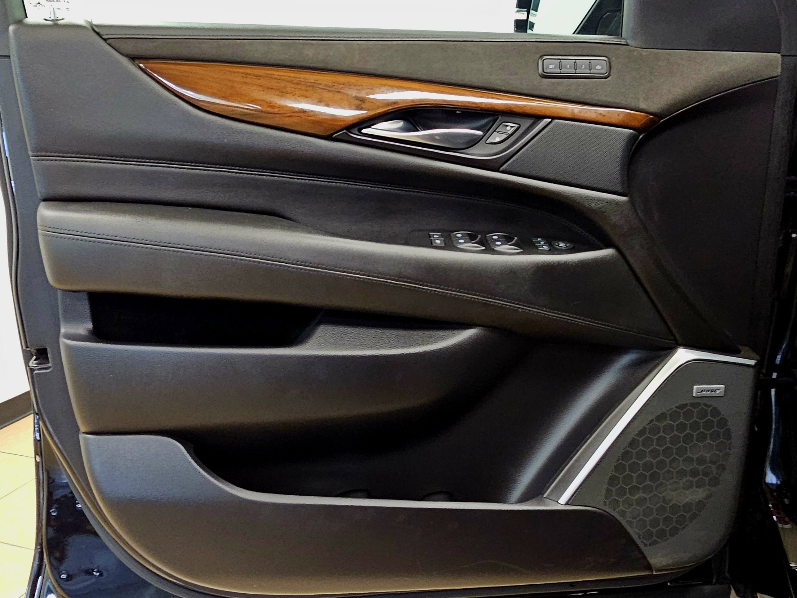 2020 Cadillac Escalade ESV Premium Luxury