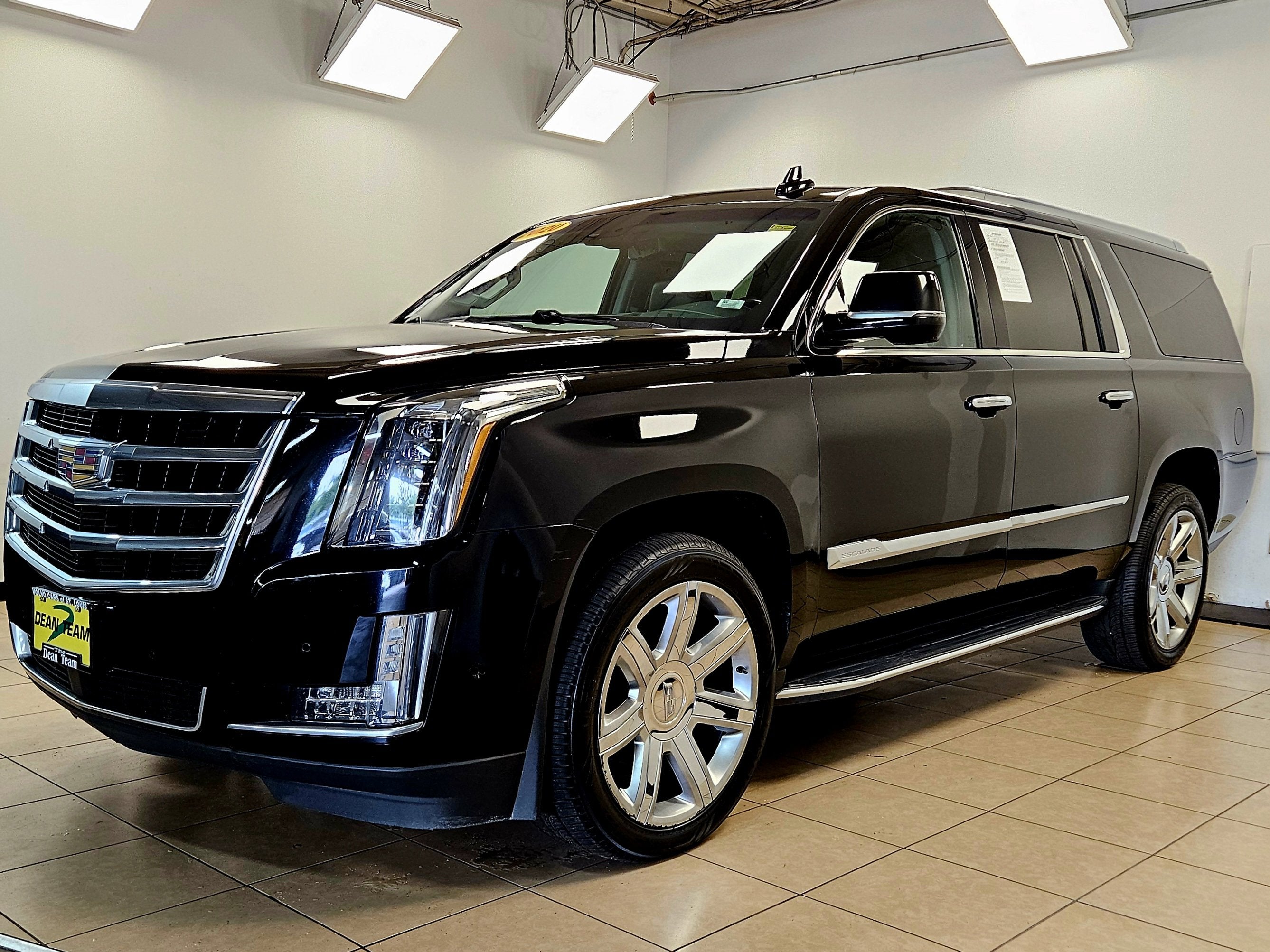 2020 Cadillac Escalade ESV Premium Luxury