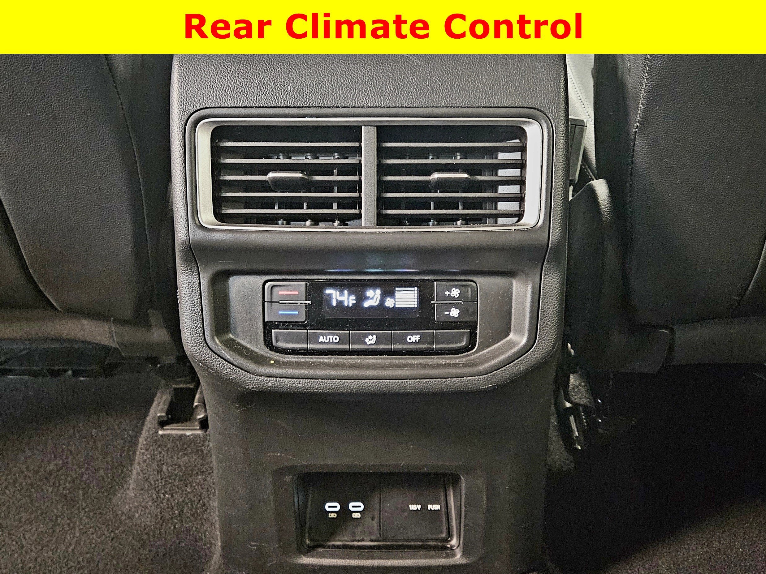 2024 Volkswagen Atlas 2.0T SE with Technology