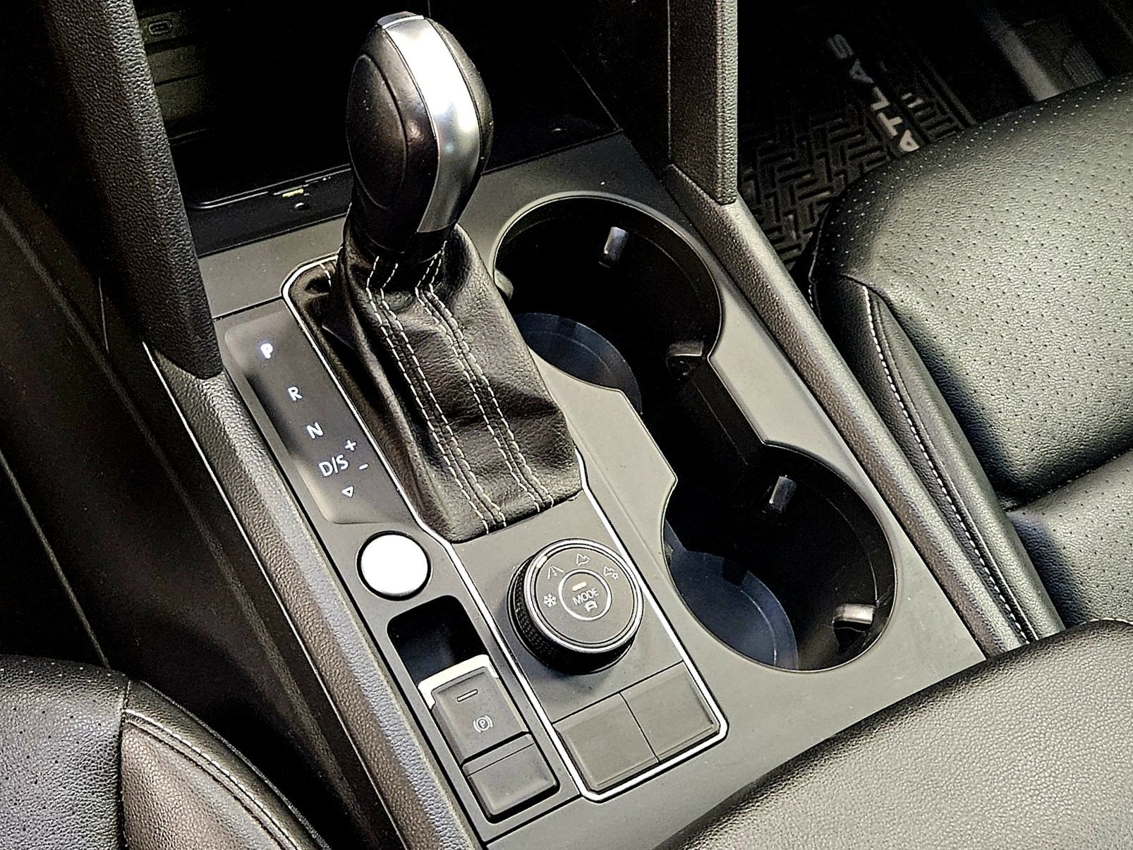 2022 Volkswagen Atlas 2.0T SE