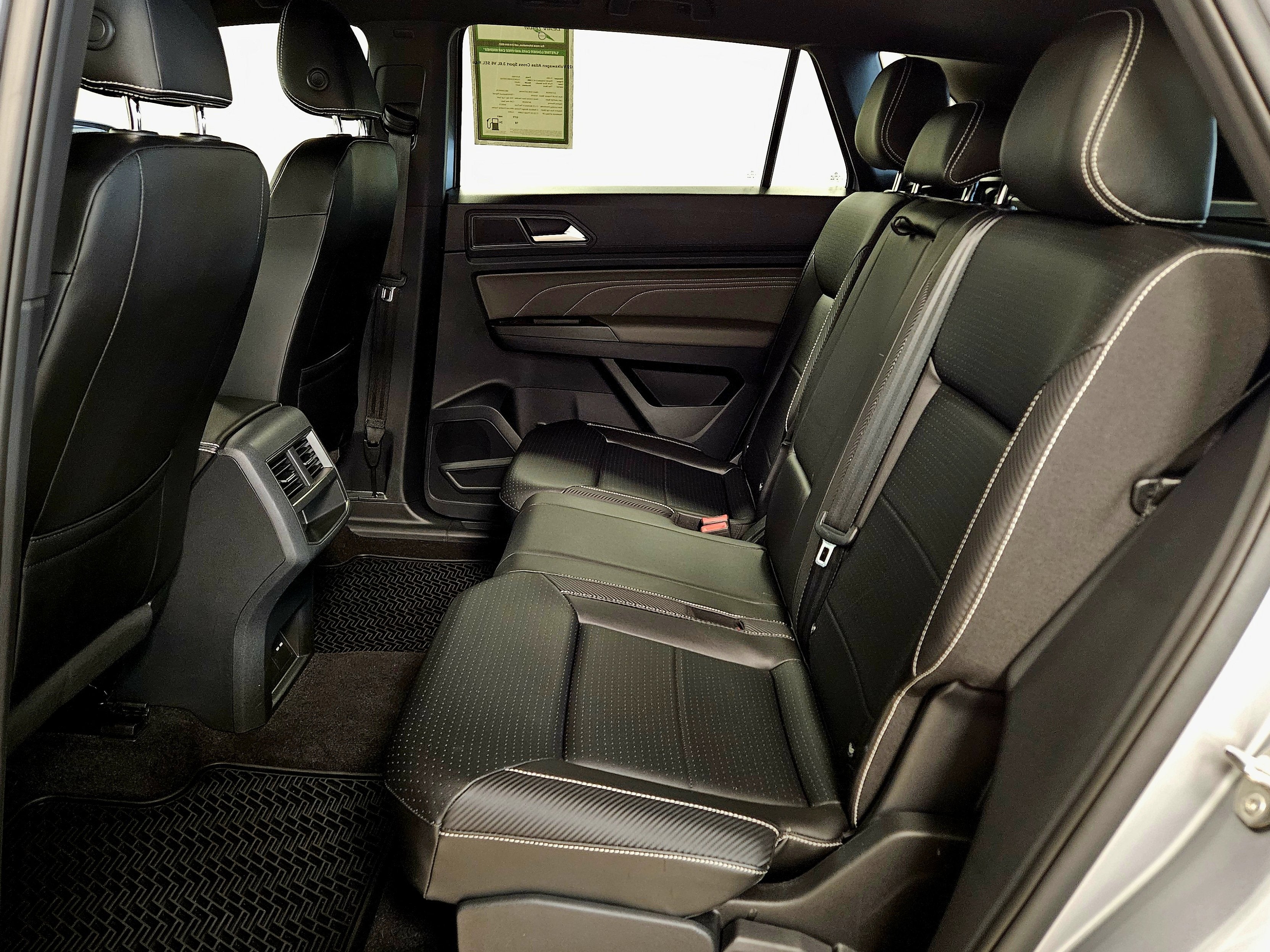 2022 Volkswagen Atlas Cross Sport 3.6L V6 SEL R-Line