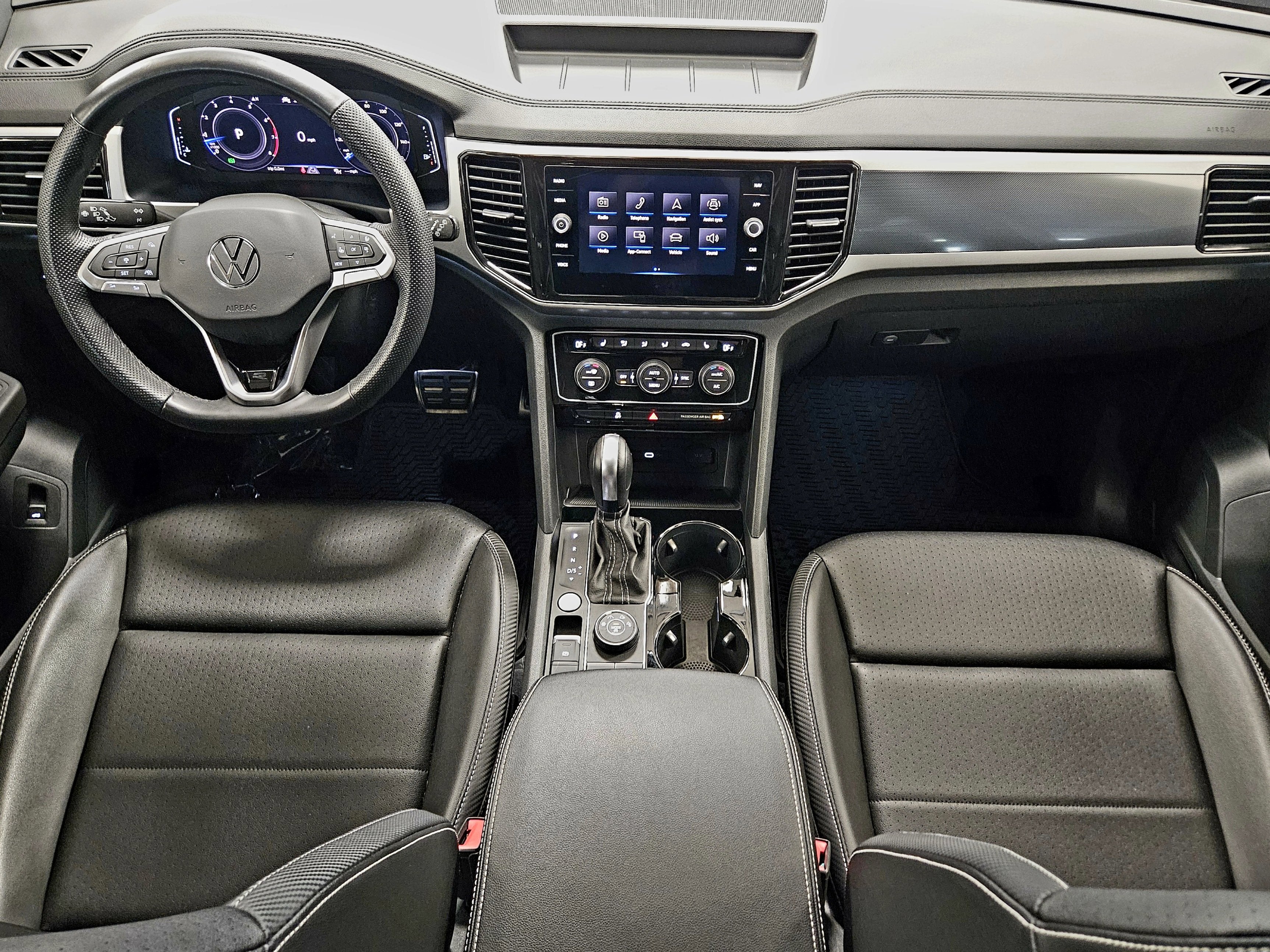 2022 Volkswagen Atlas Cross Sport 3.6L V6 SEL R-Line