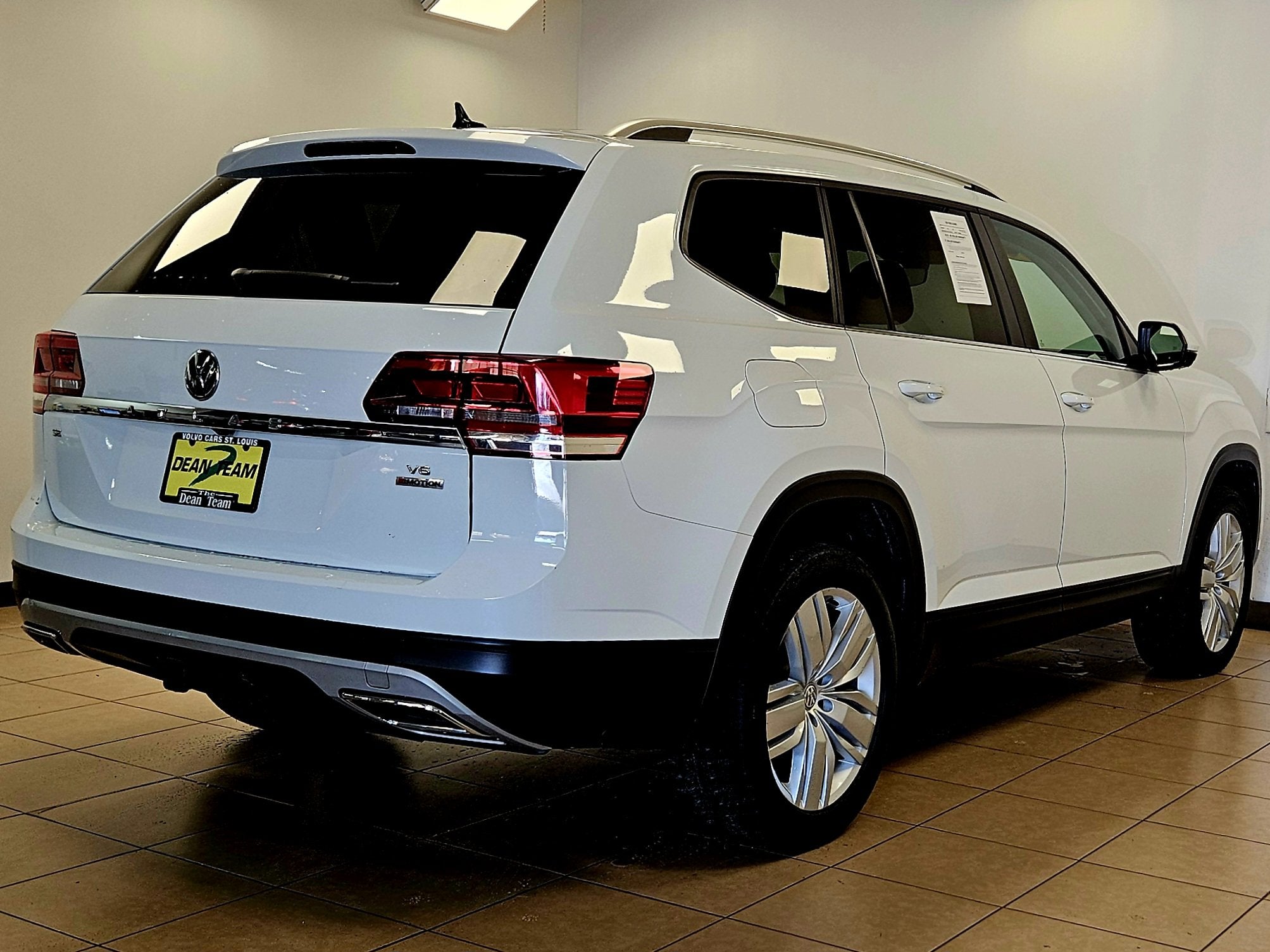 2019 Volkswagen Atlas 3.6L V6 SE with Technology