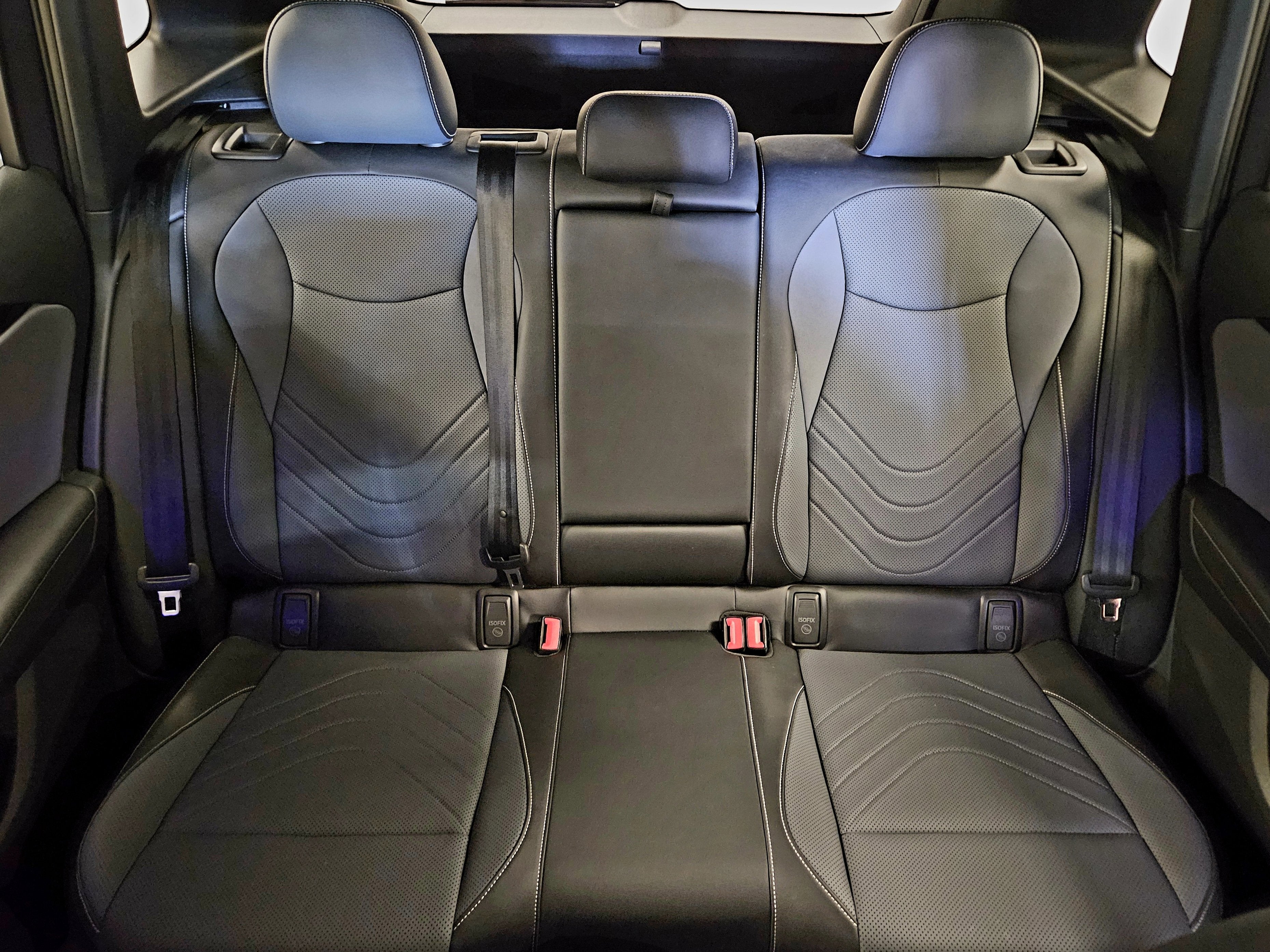 2025 Volkswagen Tiguan SE R-Line Black