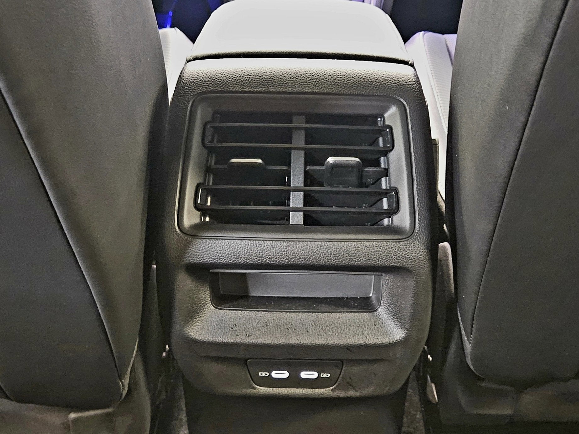 2025 Volkswagen Tiguan SE R-Line Black