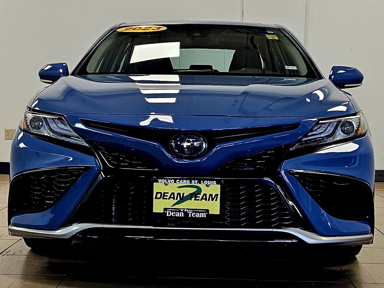 2023 Toyota Camry Hybrid XSE
