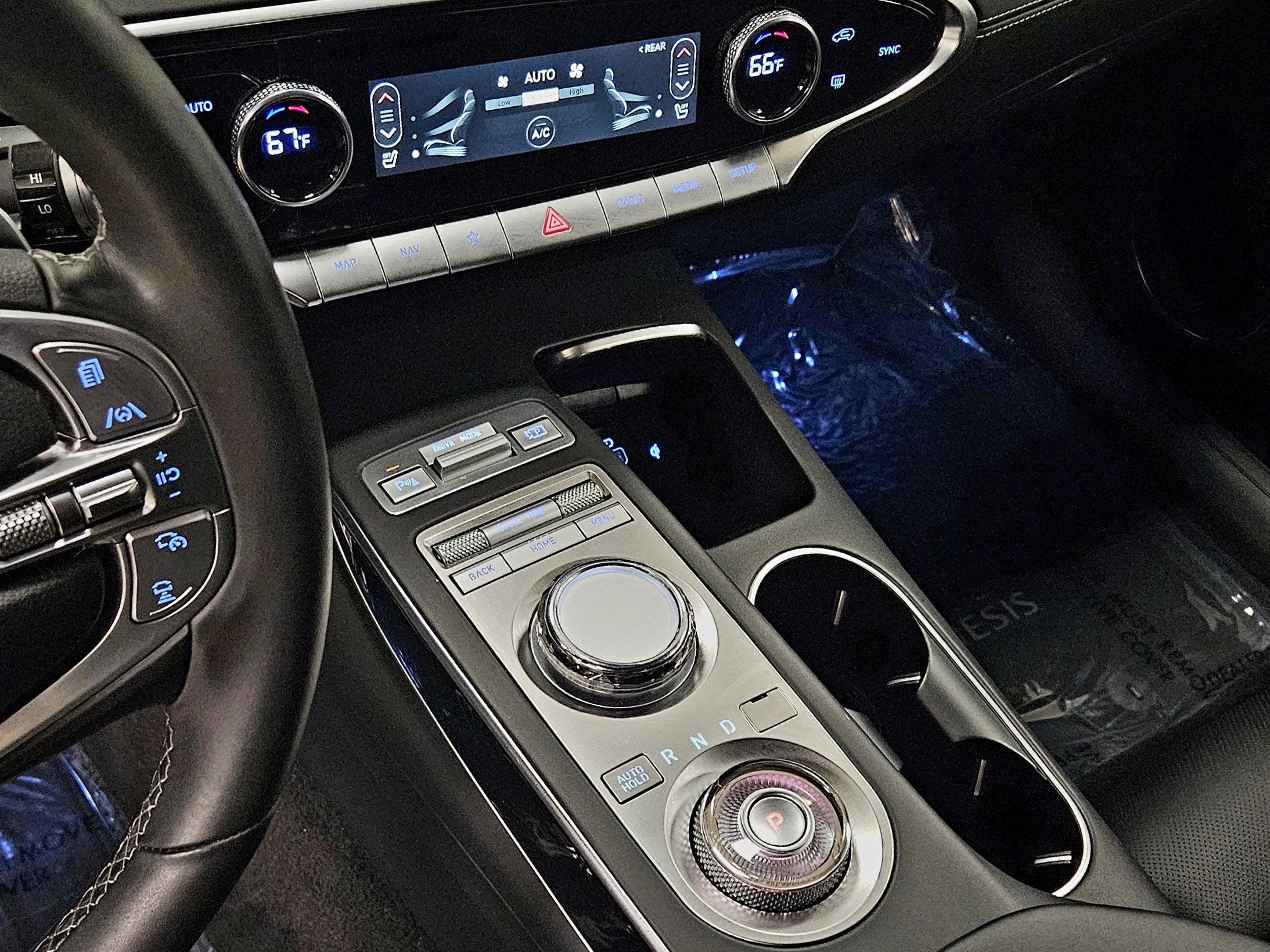 2025 Genesis GV70 2.5T