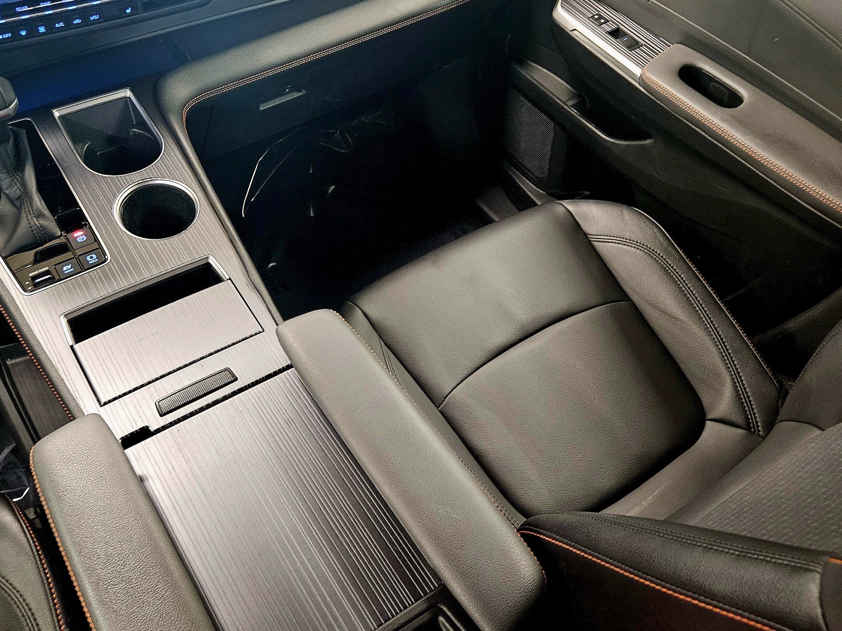 2022 Toyota Sienna XSE