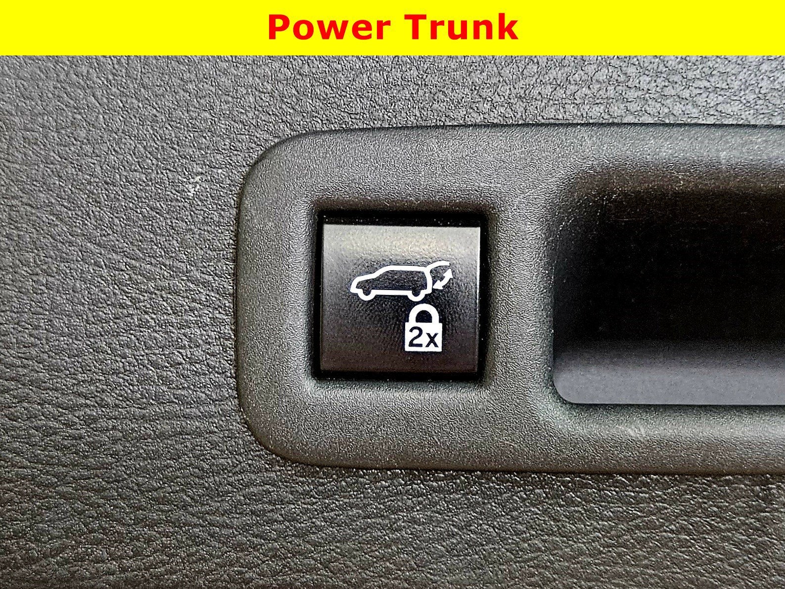 2022 Toyota Sienna XSE