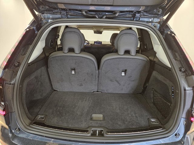 2025 Volvo EX90 Ultra