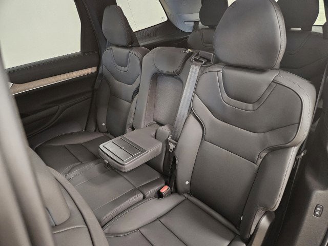 2025 Volvo EX90 Ultra