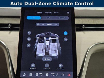 2025 Volvo EX90 Plus