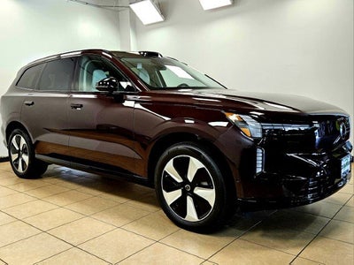 2025 Volvo EX90 Plus