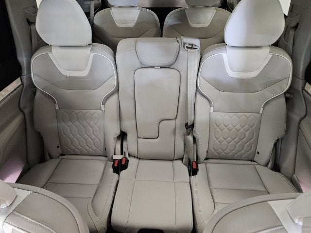 2025 Volvo EX90 Plus