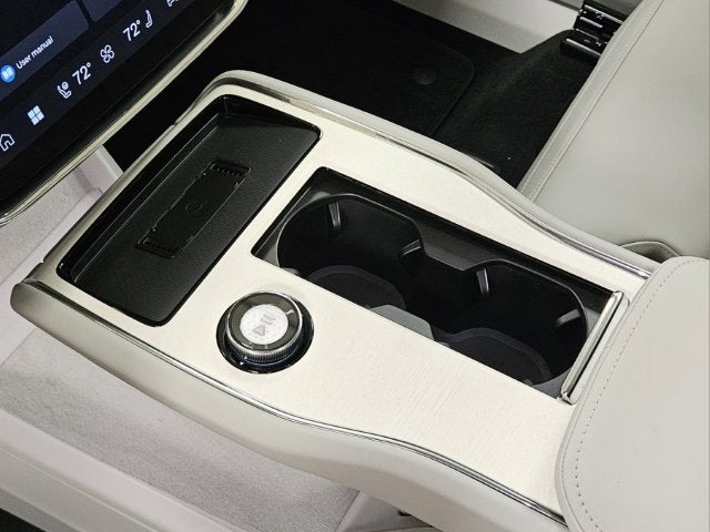 2025 Volvo EX90 Plus