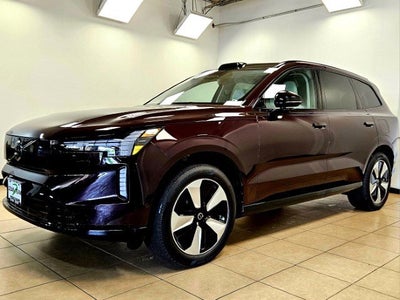 2025 Volvo EX90 Plus