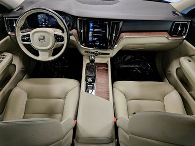 2020 Volvo S60 Momentum