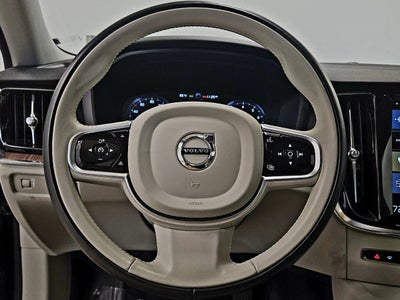 2020 Volvo S60 Momentum