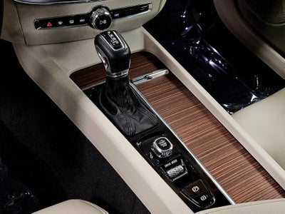 2020 Volvo S60 Momentum