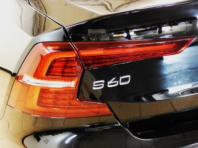 2021 Volvo S60 R-Design