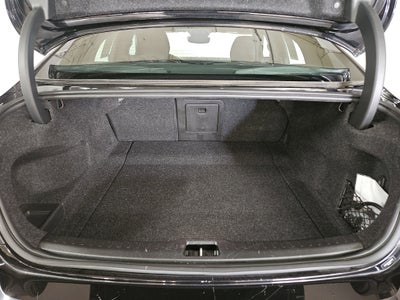 2024 Volvo S60 Recharge Plug-In Hybrid Plus Black Edition