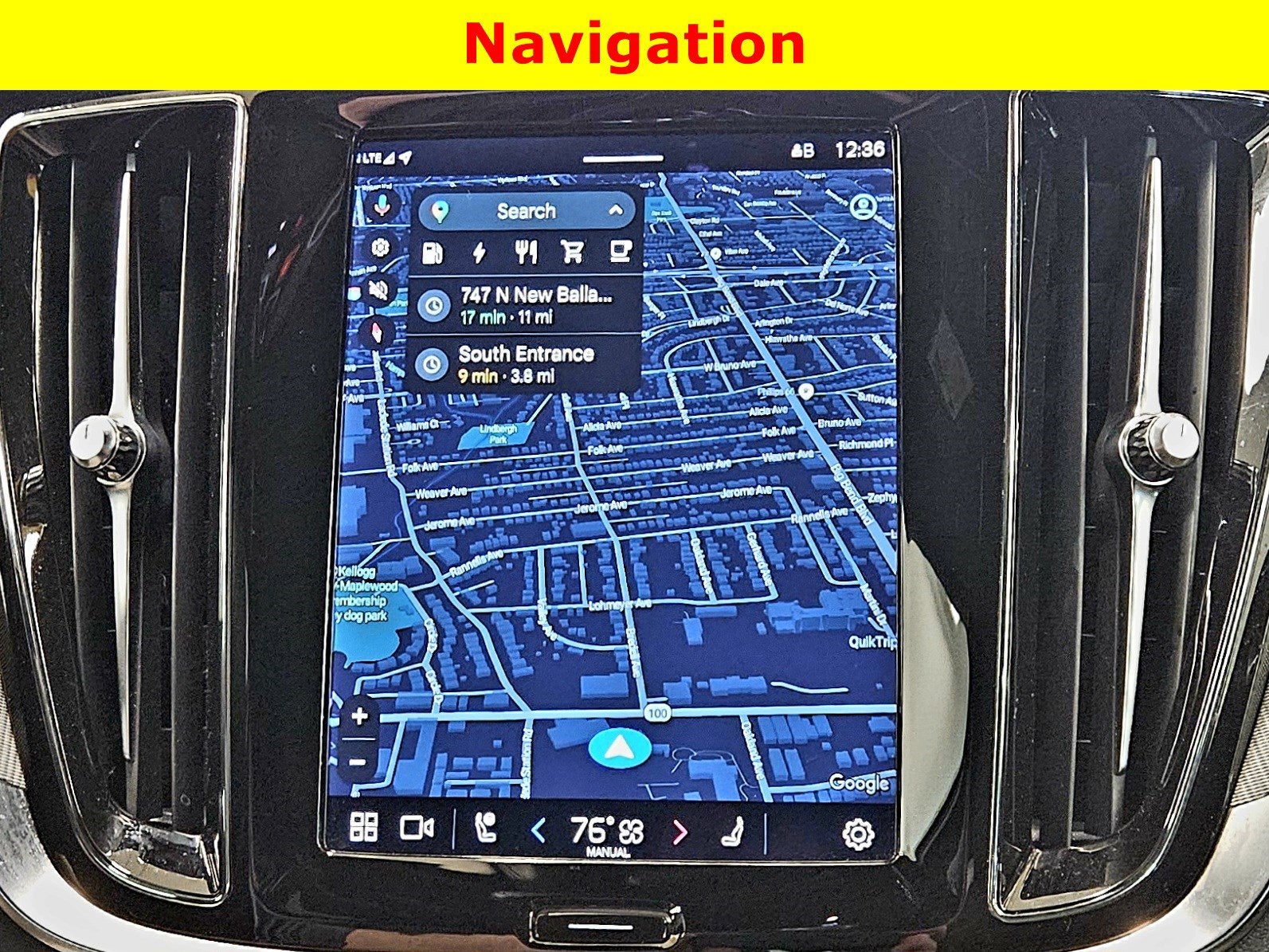 2024 Volvo S60 Recharge Plug-In Hybrid Plus Black Edition