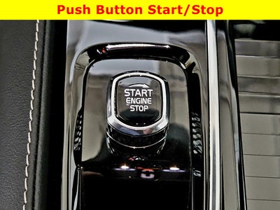 2024 Volvo S60 Recharge Plug-In Hybrid Plus Black Edition