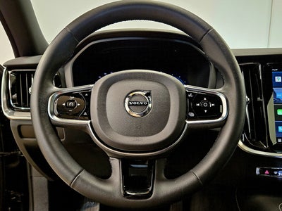 2024 Volvo S60 Recharge Plug-In Hybrid Plus Black Edition