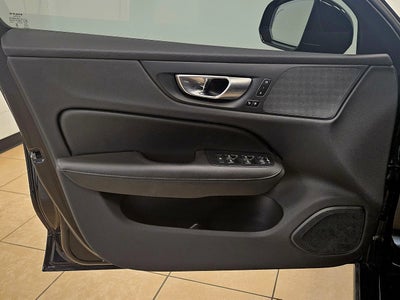 2024 Volvo S60 Recharge Plug-In Hybrid Core Dark Theme