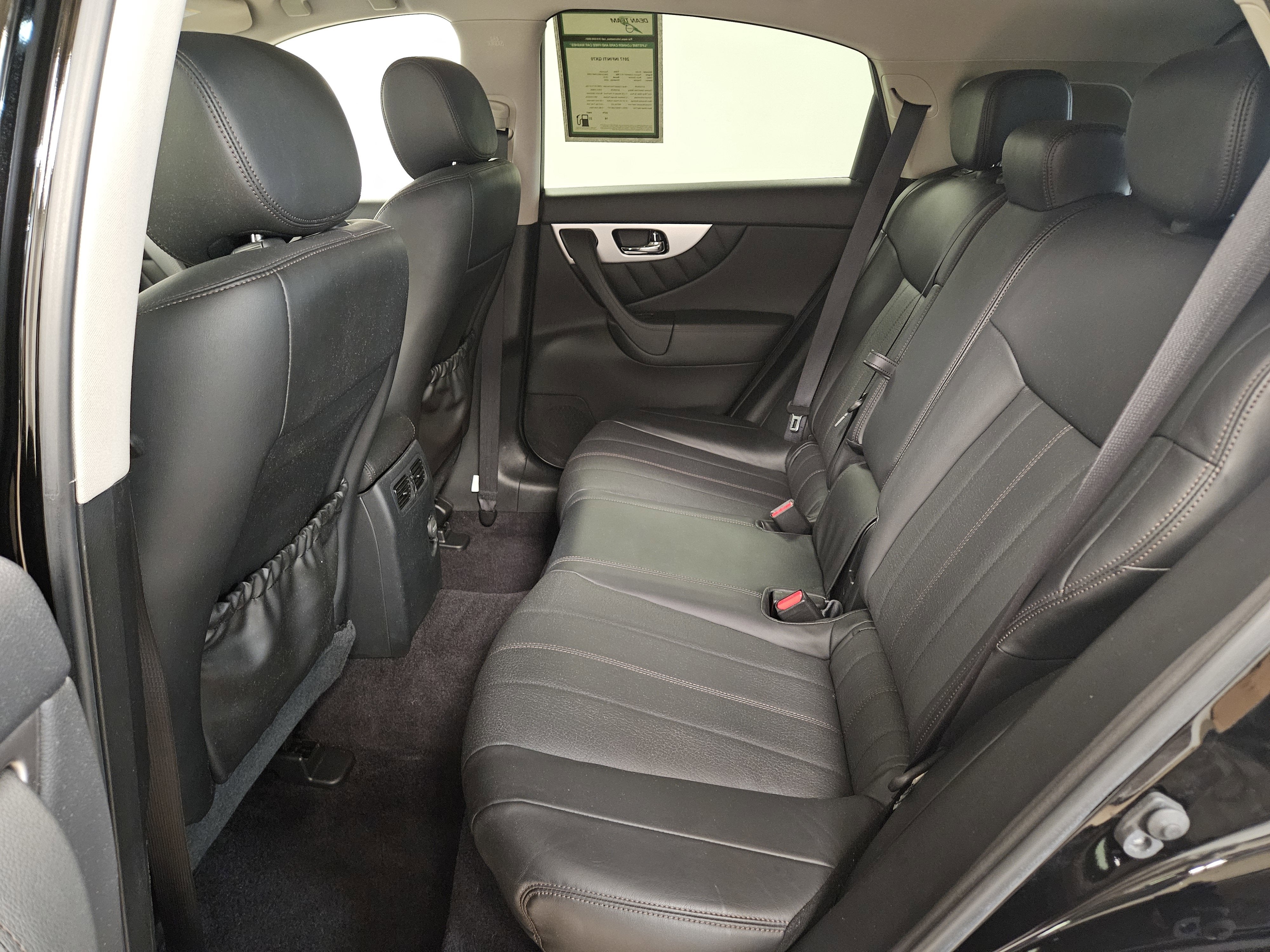 2017 INFINITI QX 70 4 Dr