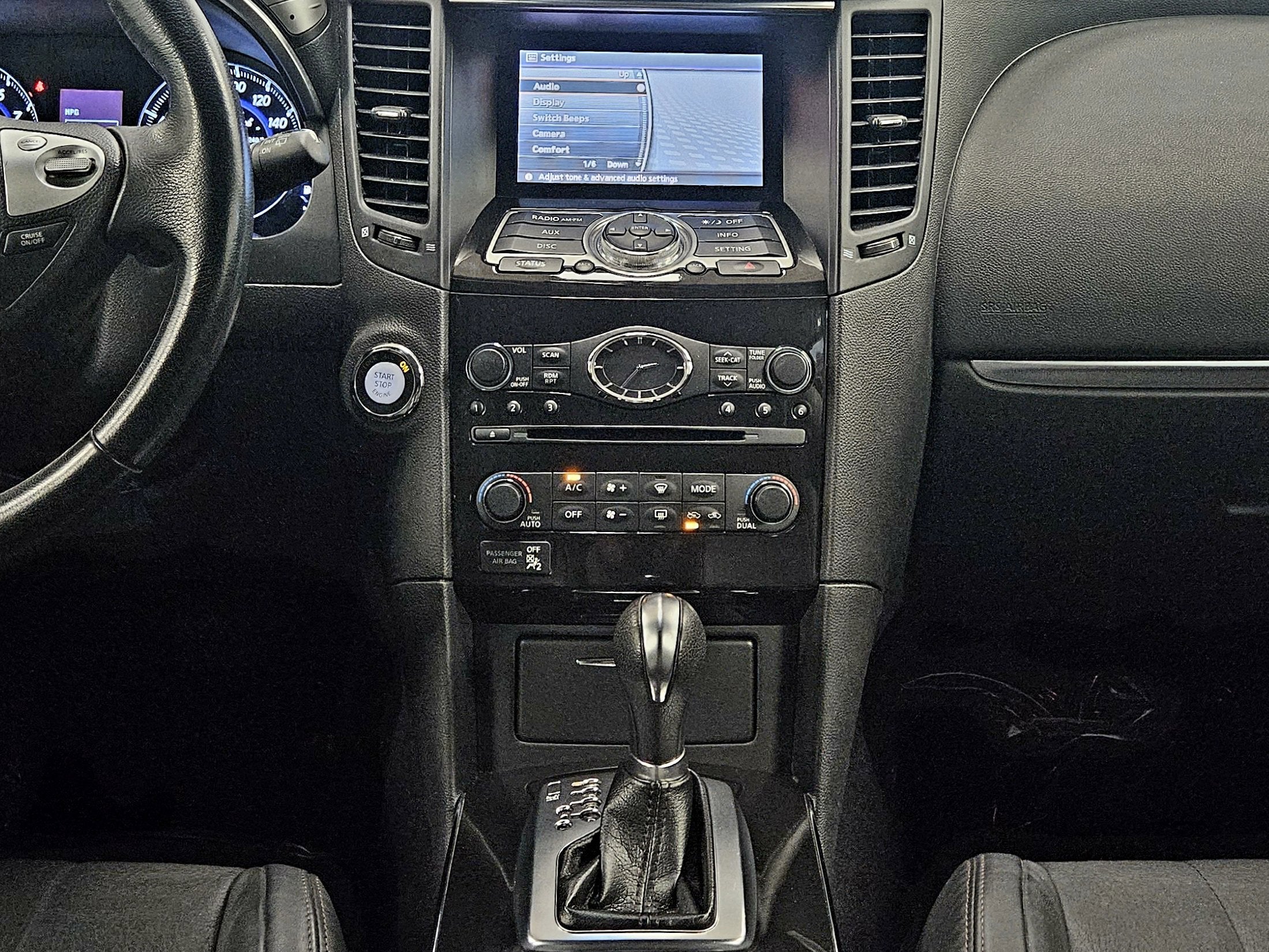 2017 INFINITI QX 70 4 Dr