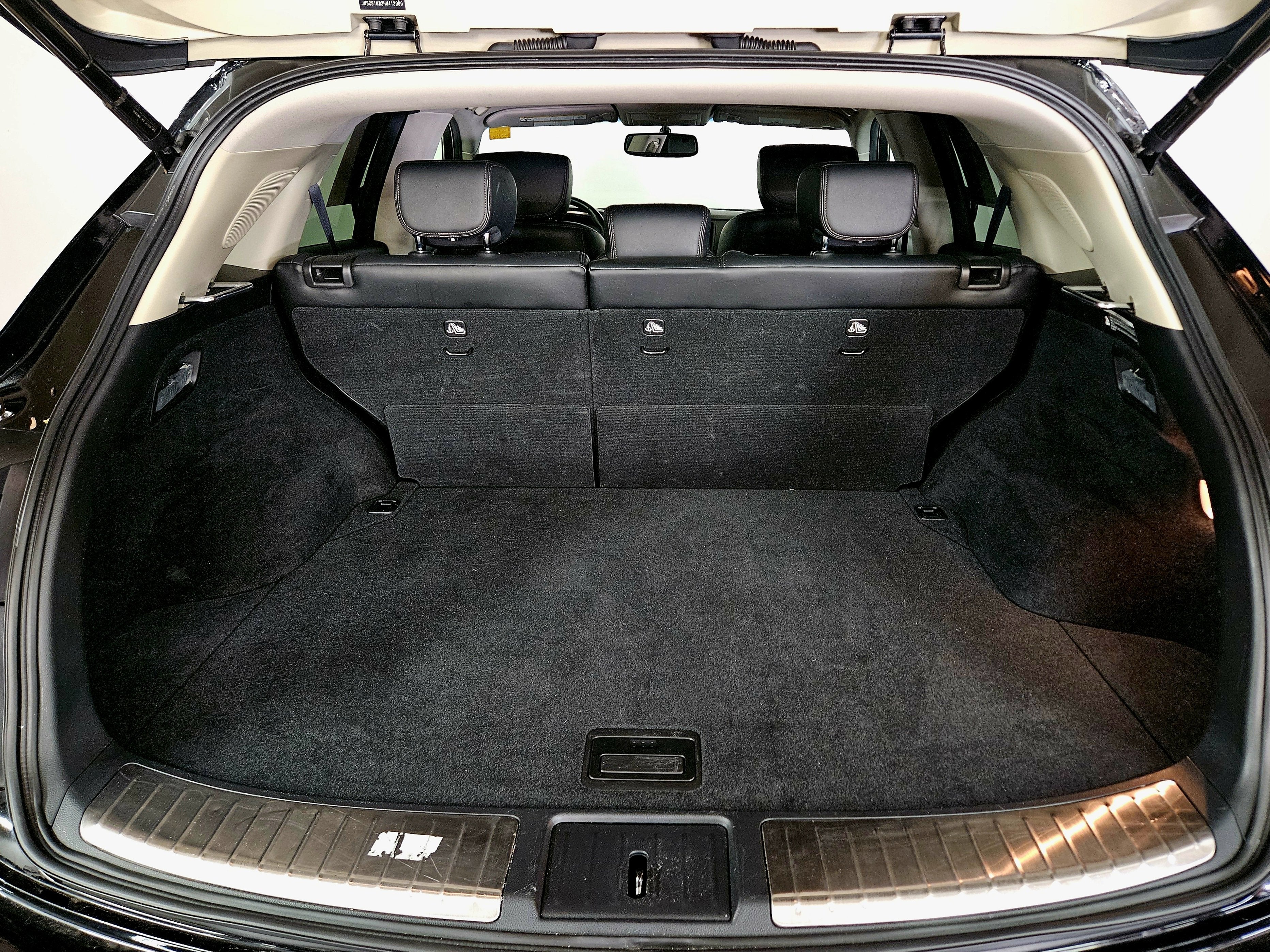 2017 INFINITI QX 70 4 Dr