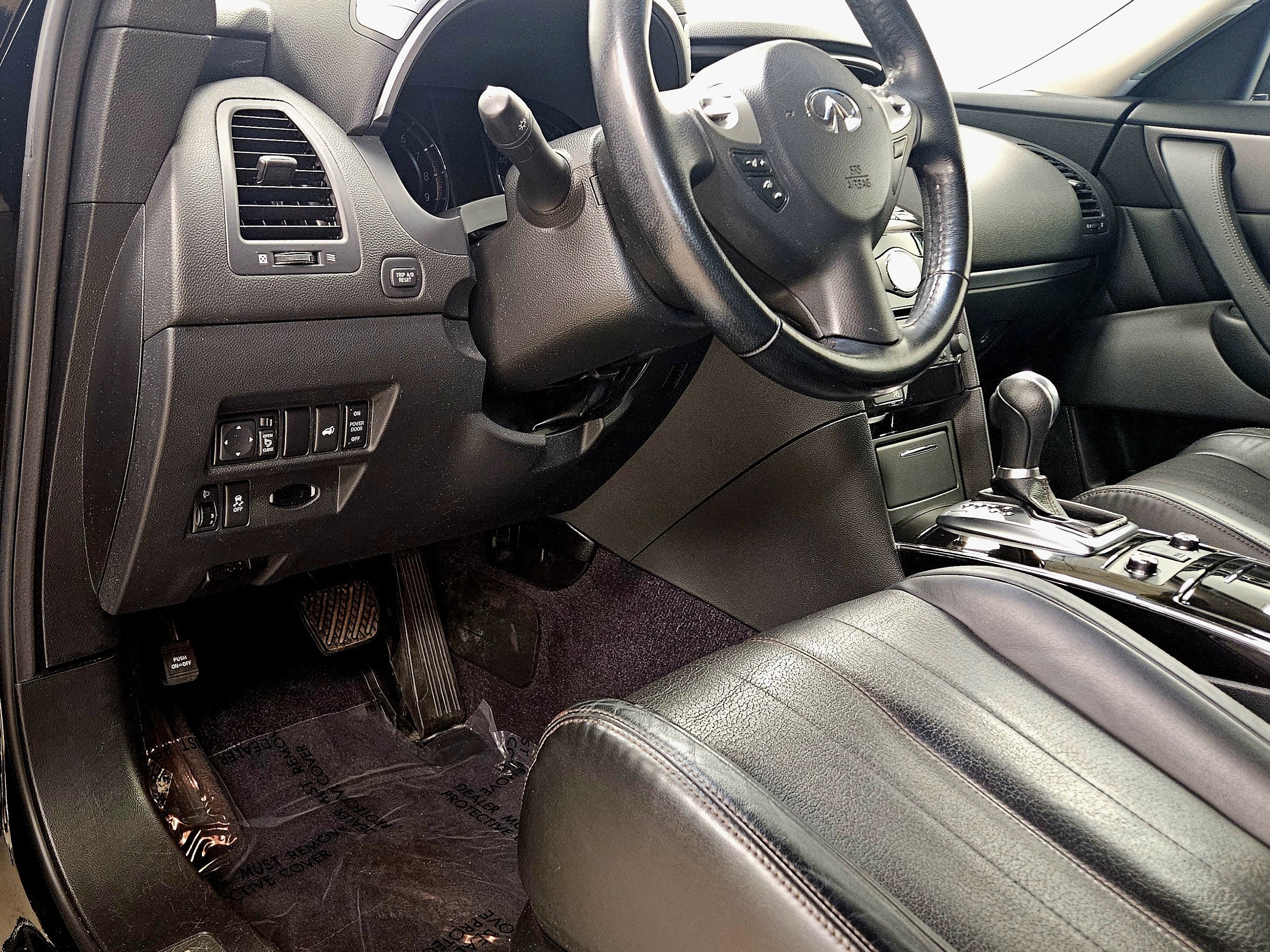 2017 INFINITI QX 70 4 Dr