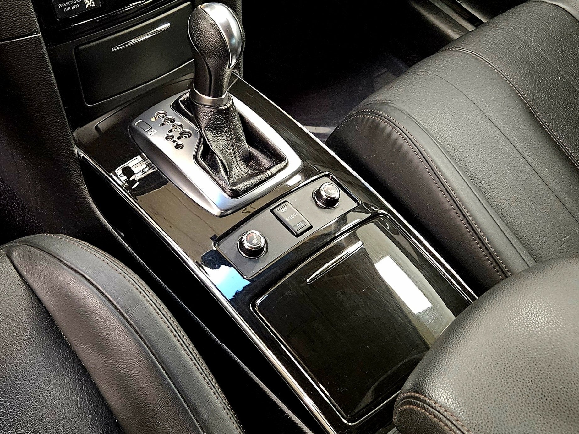 2017 INFINITI QX 70 4 Dr