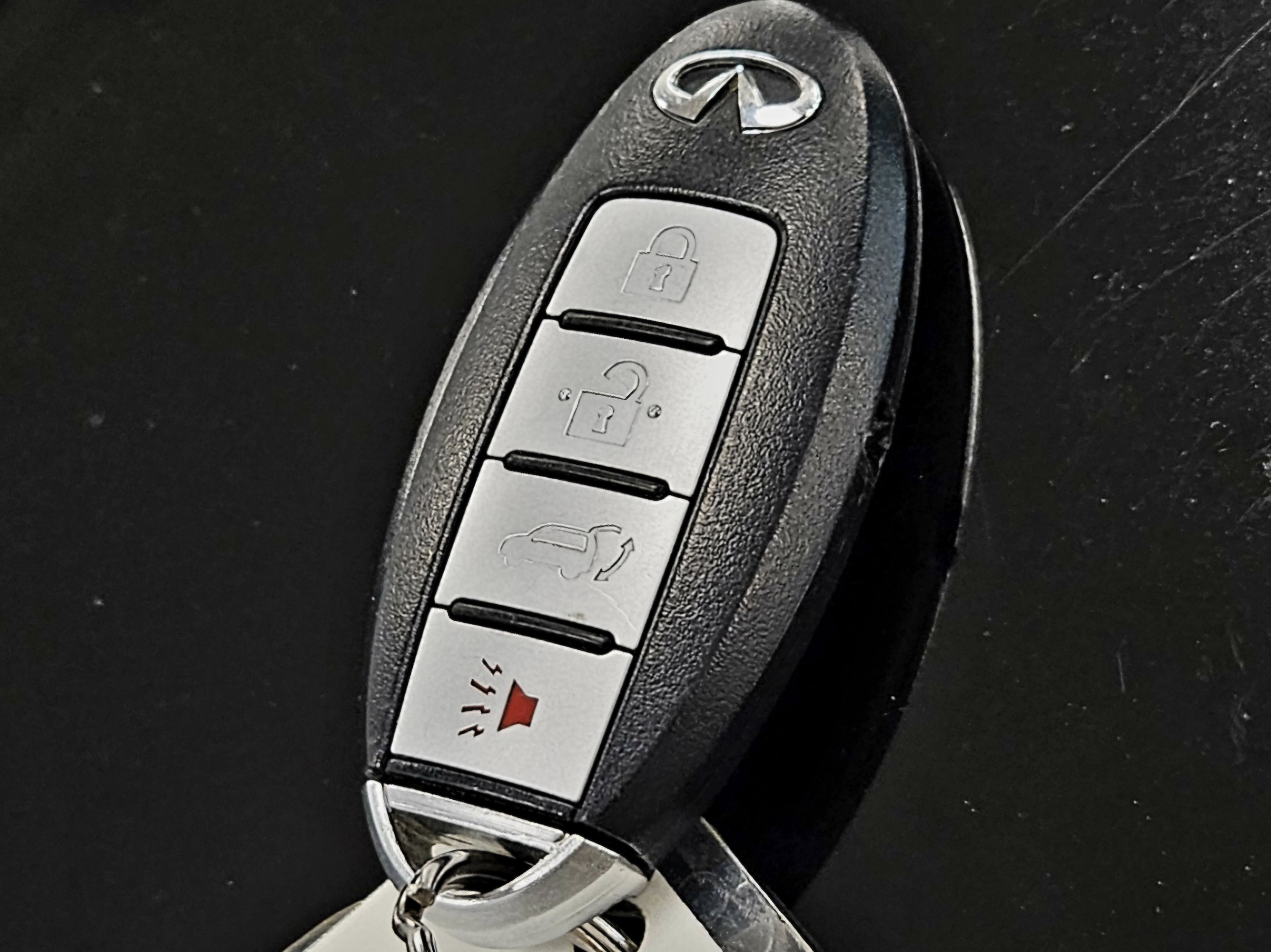 2017 INFINITI QX 70 4 Dr