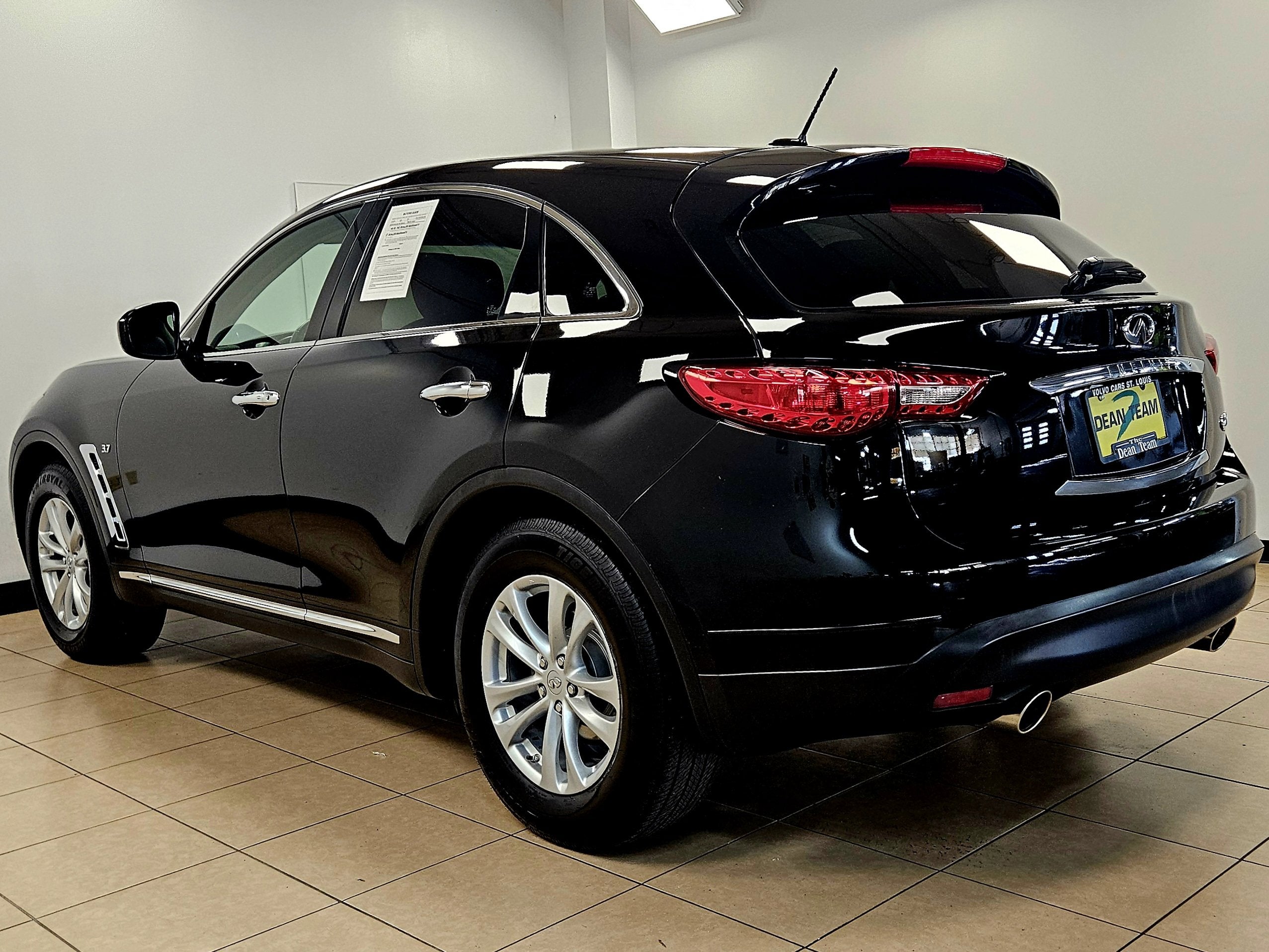 2017 INFINITI QX 70 4 Dr