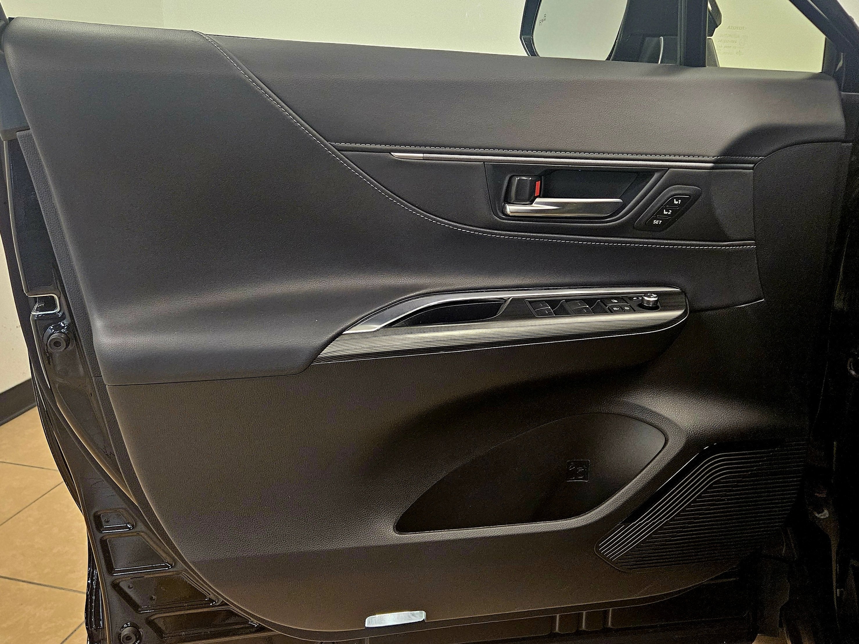 2024 Toyota Venza XLE