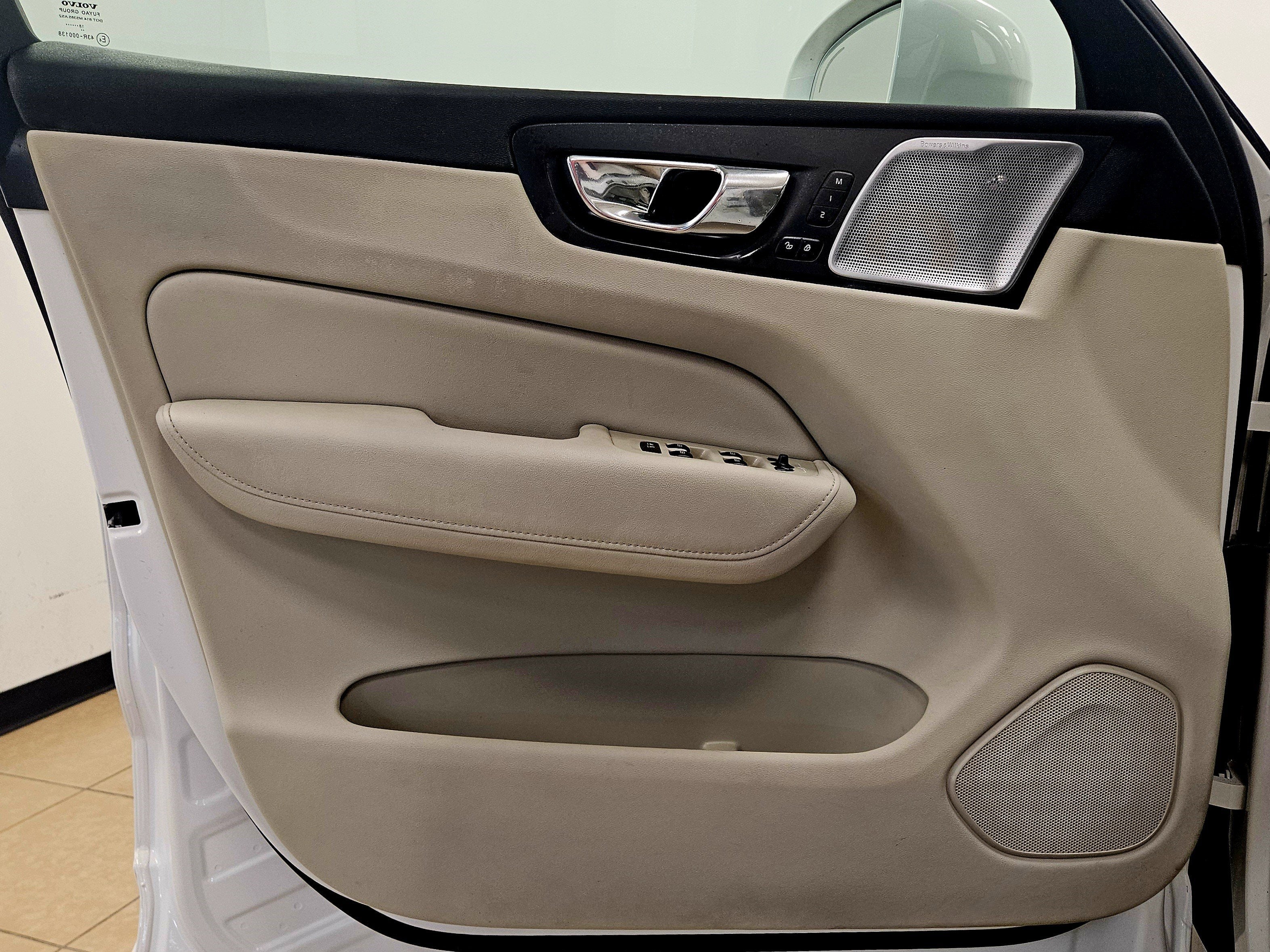 2019 Volvo XC60 Inscription