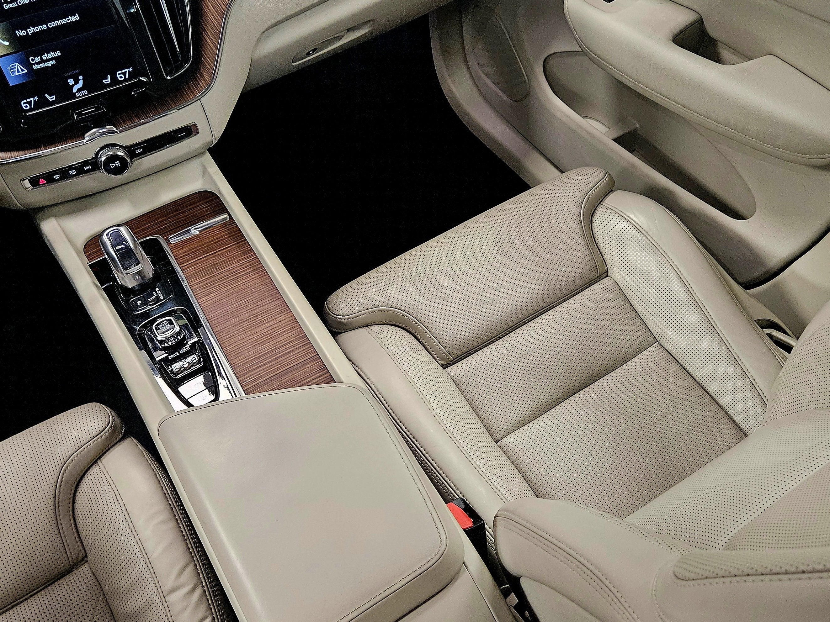 2019 Volvo XC60 Inscription