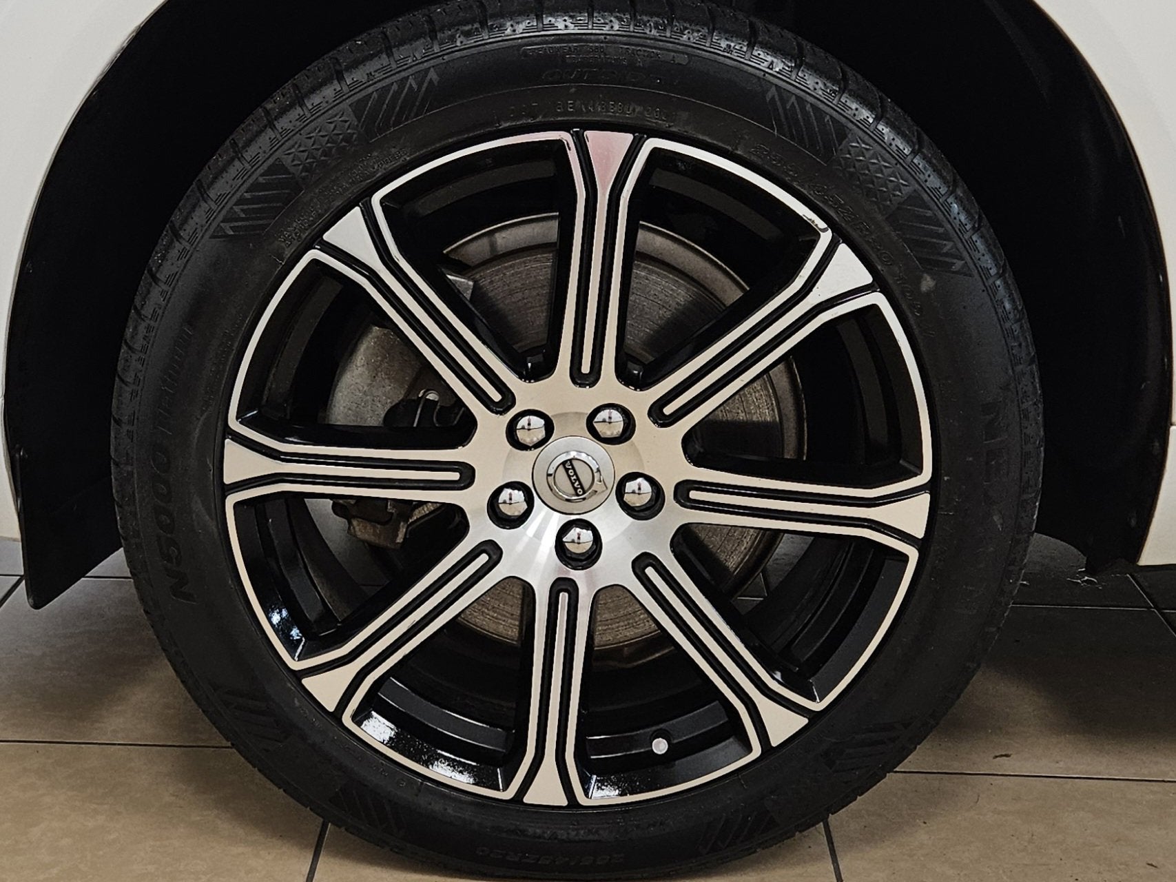 2019 Volvo XC60 Inscription