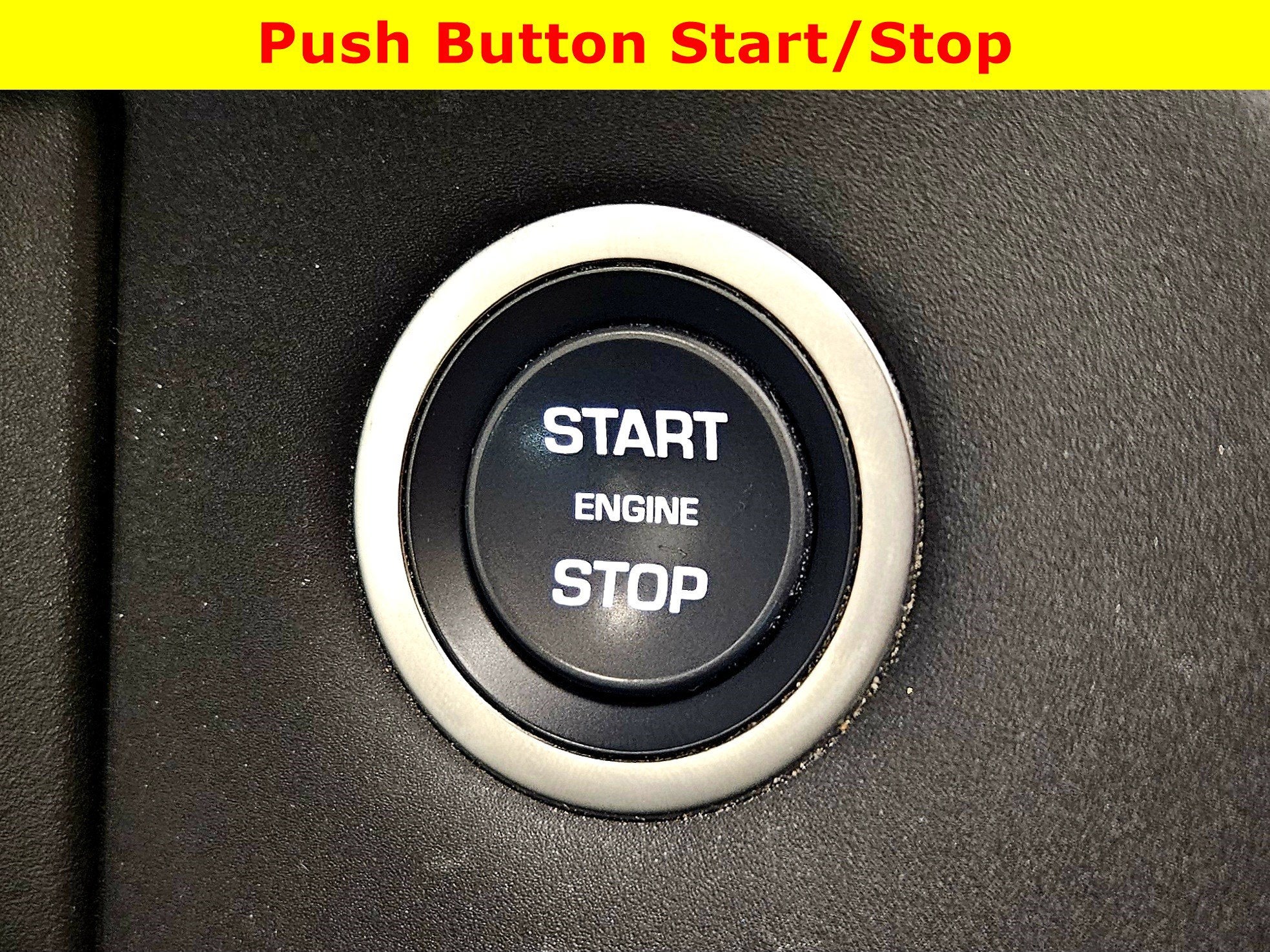 2025 Land Rover Range Rover Velar Dynamic SE