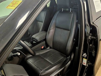 2025 Land Rover Range Rover Velar Dynamic SE