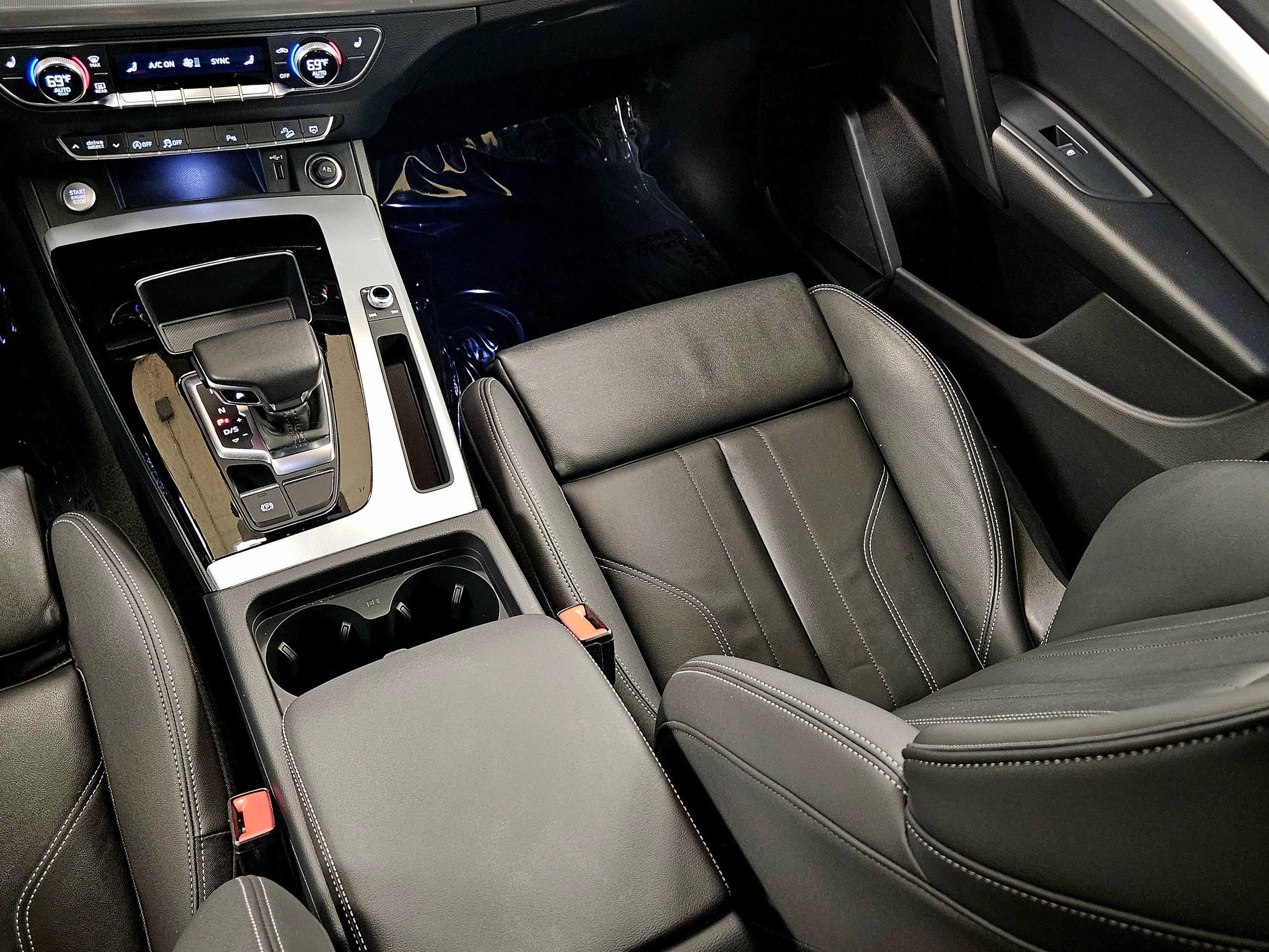 2025 Audi Q5 S line Premium